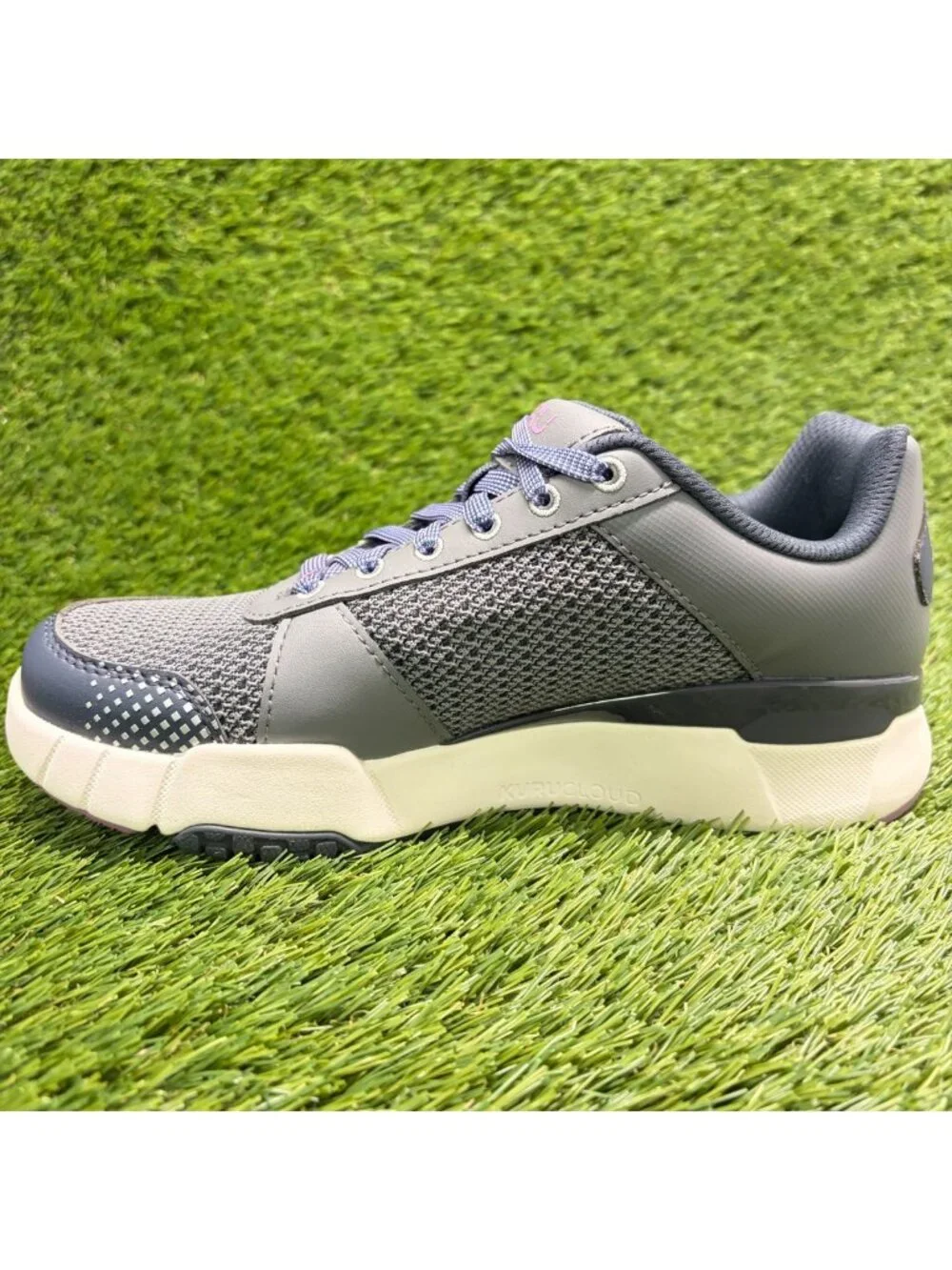 Kuru Quantum 2.0 Women Size 7D Gray Purple White Athletic Running Shoes Sneakers